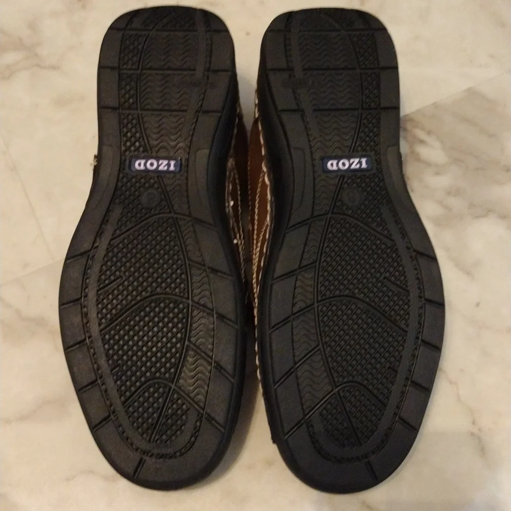 IZOD memory foam loafers. - Picture 7 of 8